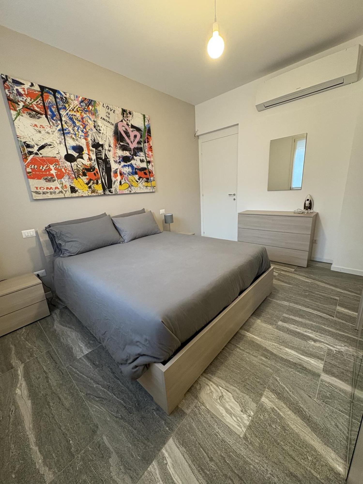 Essential Apartment Sesto San Giovanni Exterior foto