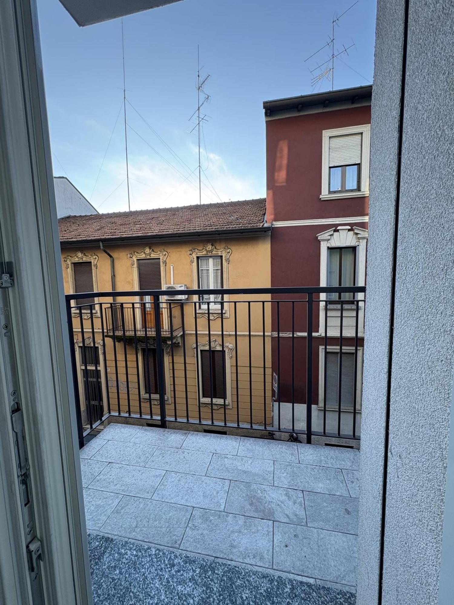 Essential Apartment Sesto San Giovanni Exterior foto