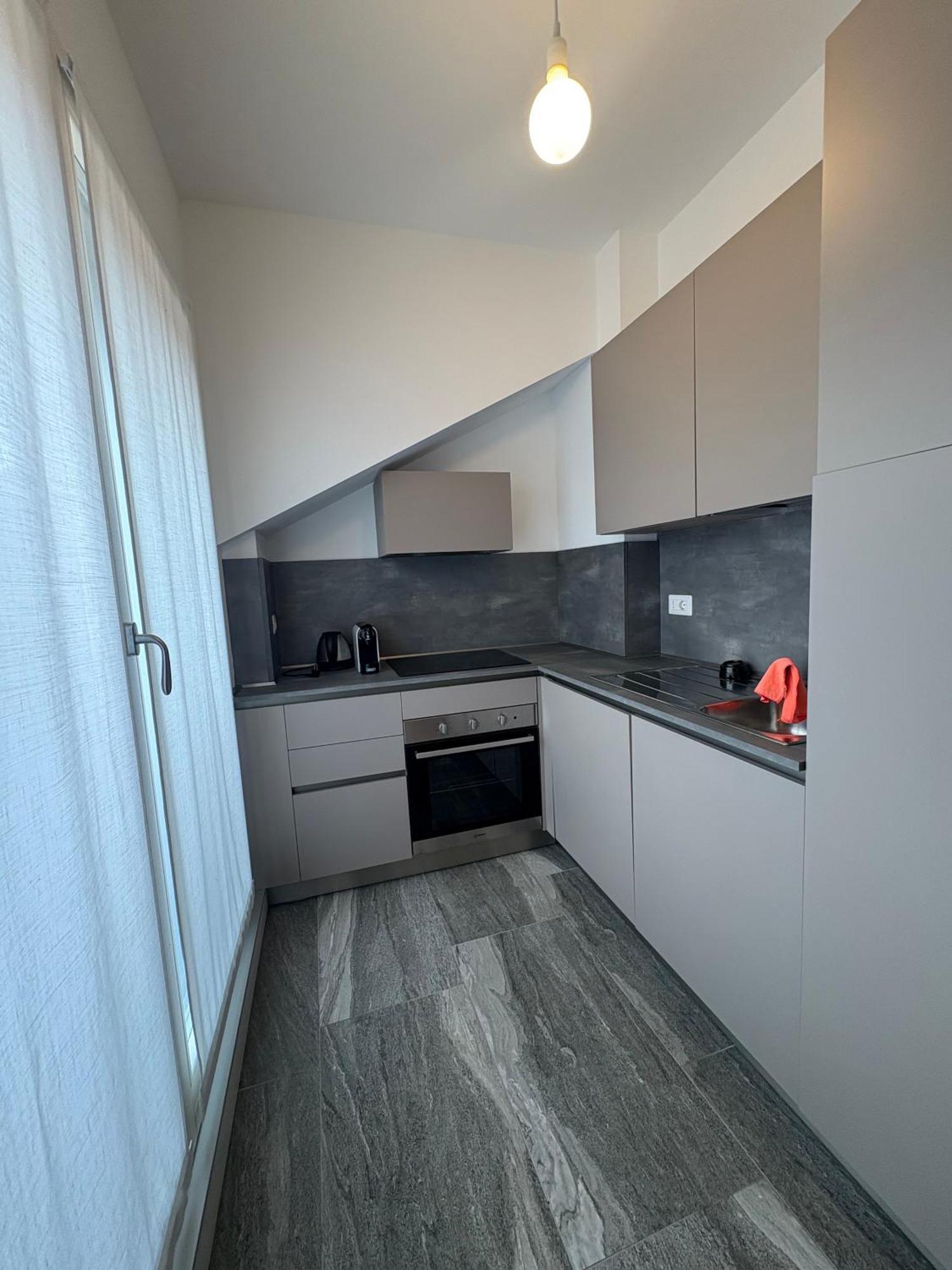 Essential Apartment Sesto San Giovanni Exterior foto